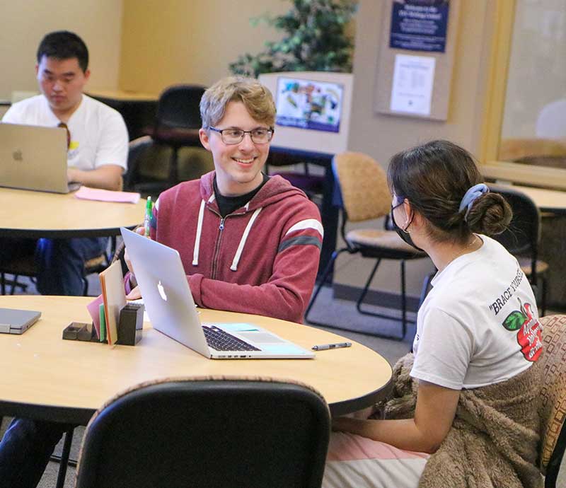 Students in writing center