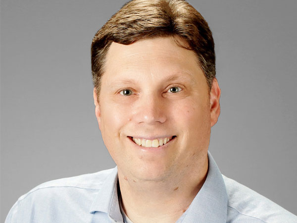 Headshot of Doug Armstrong